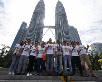 AN SINH PEST CONTROL thăm quan tại Malaysia và Singapore